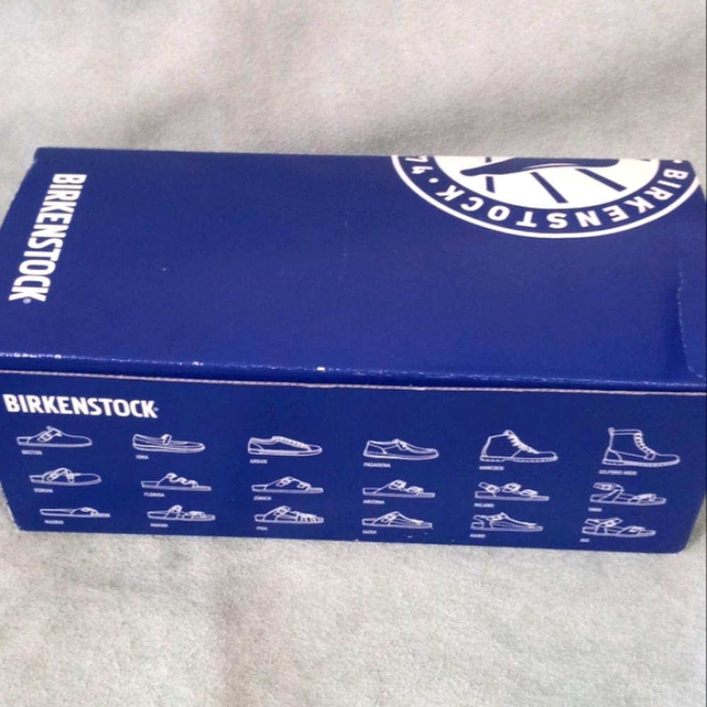 BIRKENSTOCK Men's Sandals Size 42 Color White.  New in box. - Picture 9 of 10